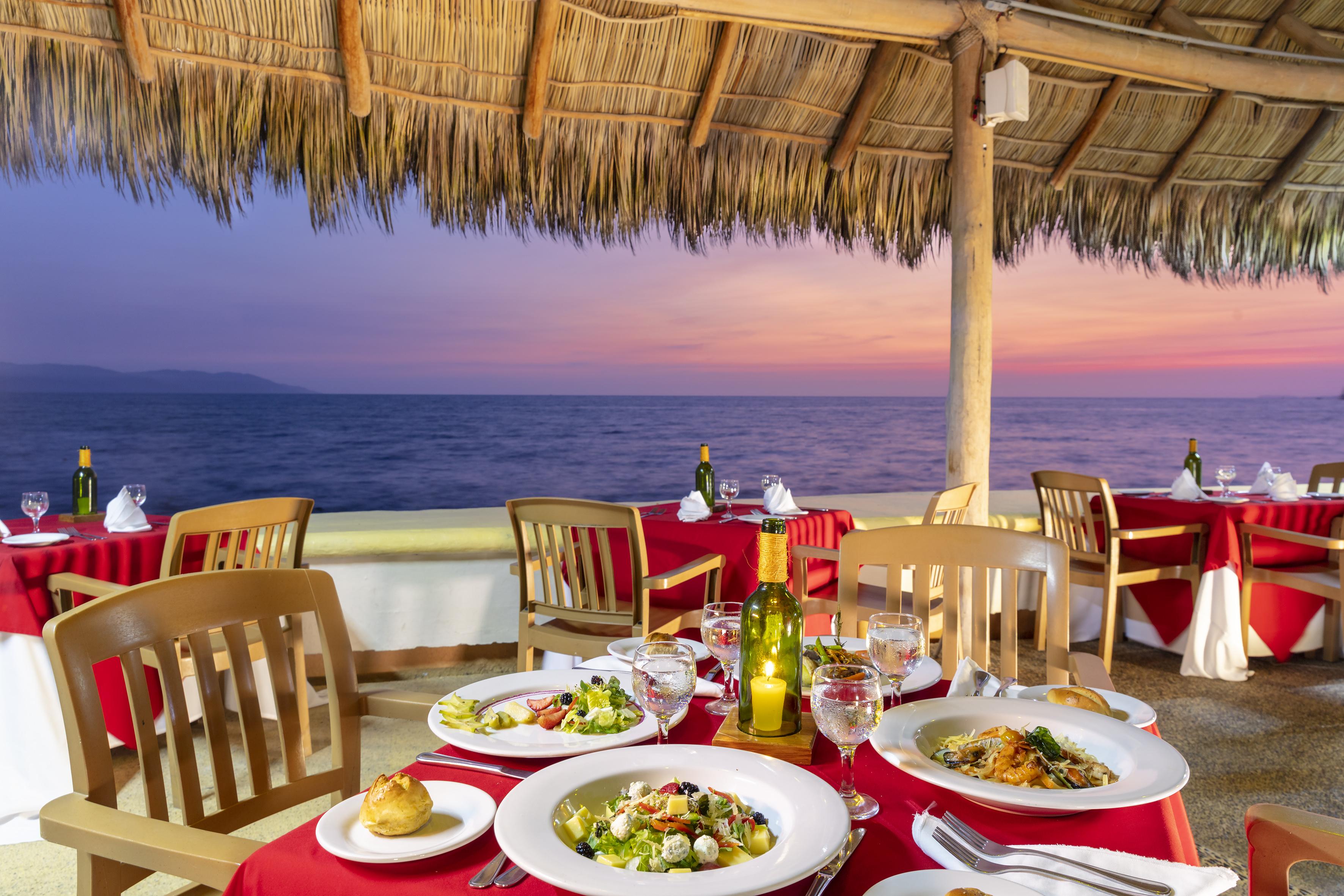 Las Palmas By The Sea All Inclusive بويرتو فالارتا المظهر الخارجي الصورة