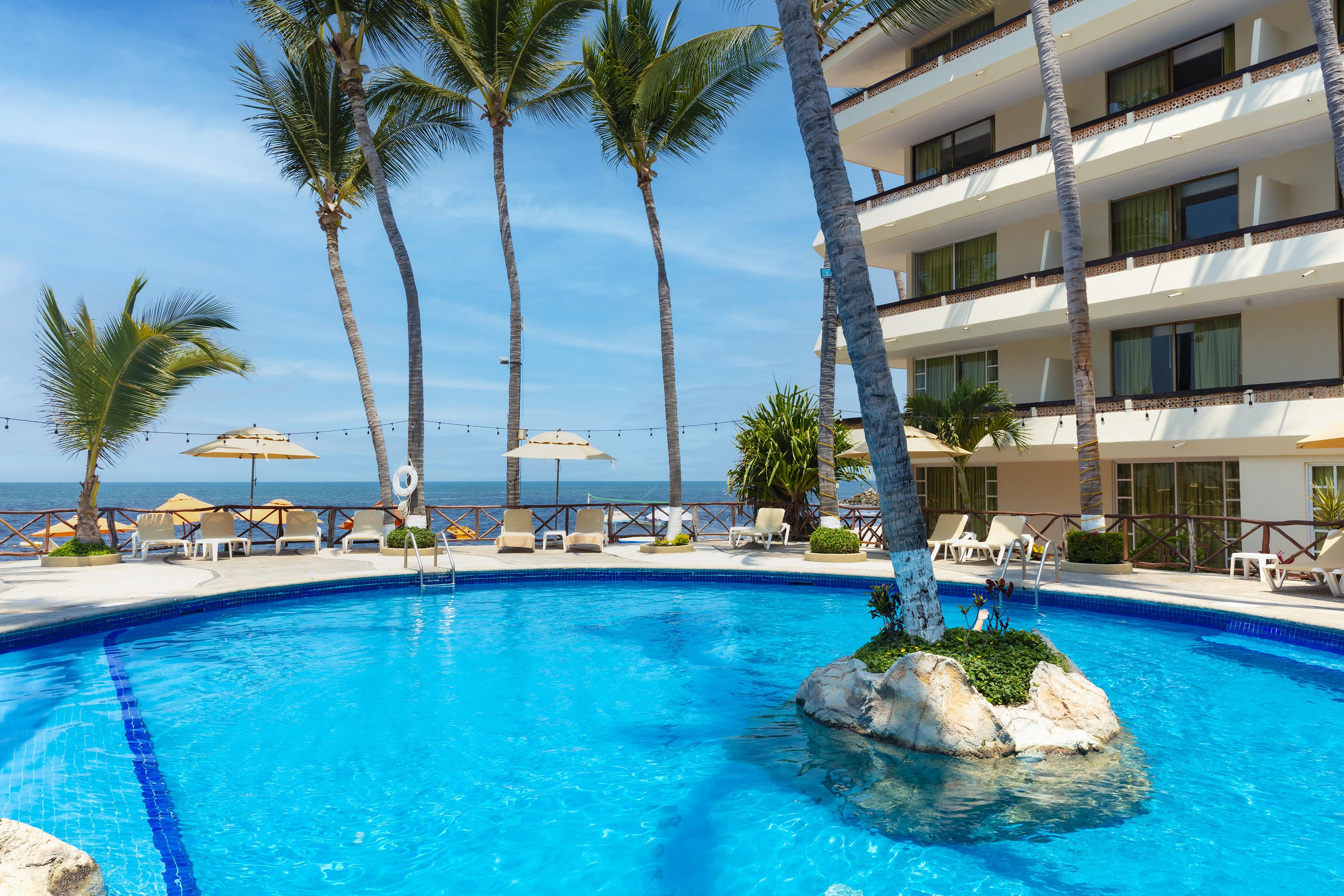 Las Palmas By The Sea All Inclusive بويرتو فالارتا المظهر الخارجي الصورة