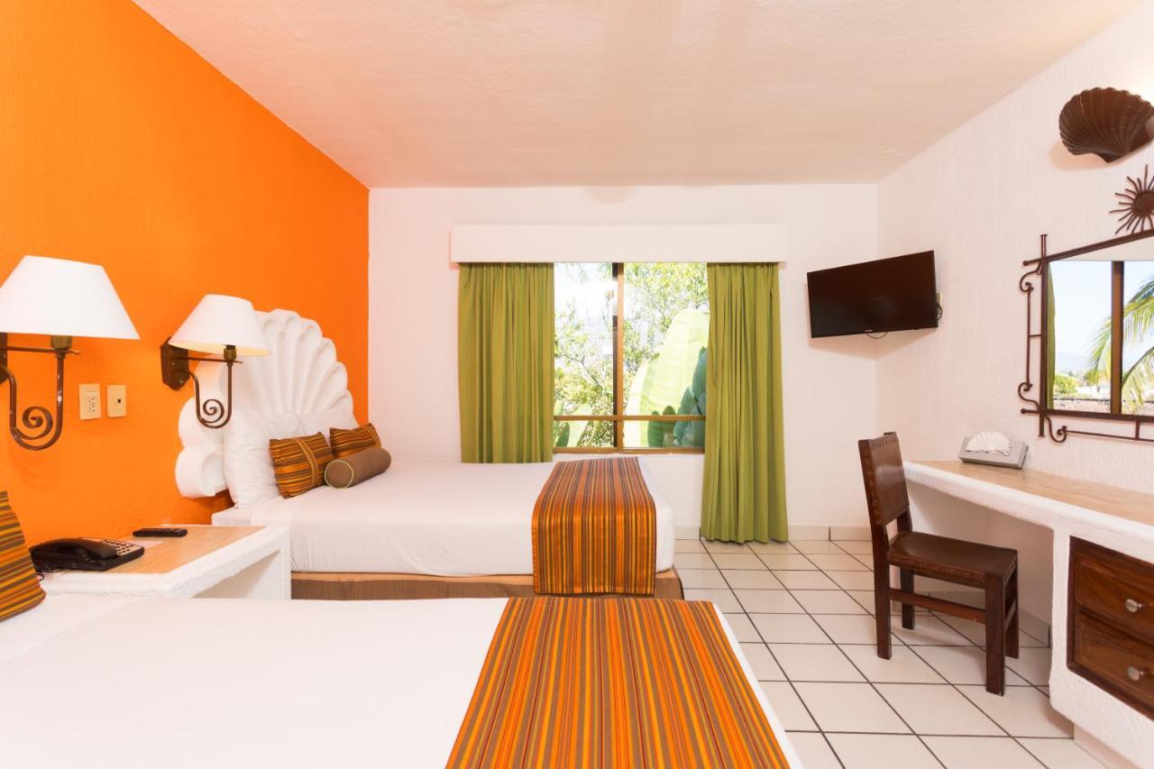 Las Palmas By The Sea All Inclusive بويرتو فالارتا المظهر الخارجي الصورة